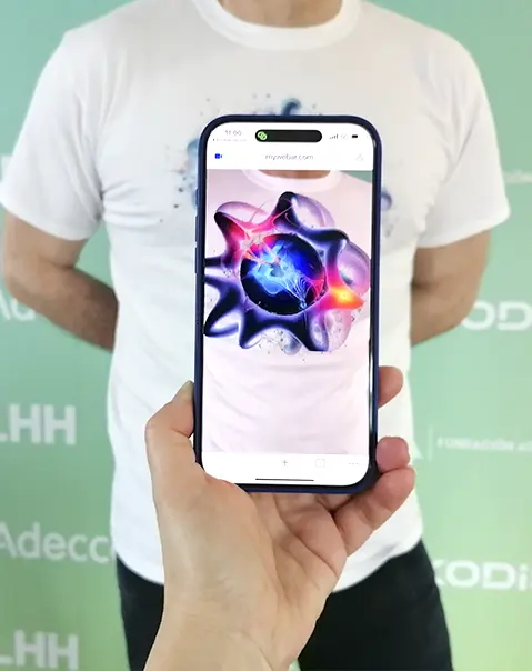 Camiseta interactiva creada por nuestra agencia de realidad aumentada para empresas